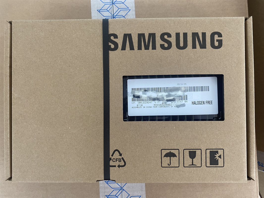 Samsung Memory M393A8G40AB2-CVF RDIMM RECC 2933 64G DDR4